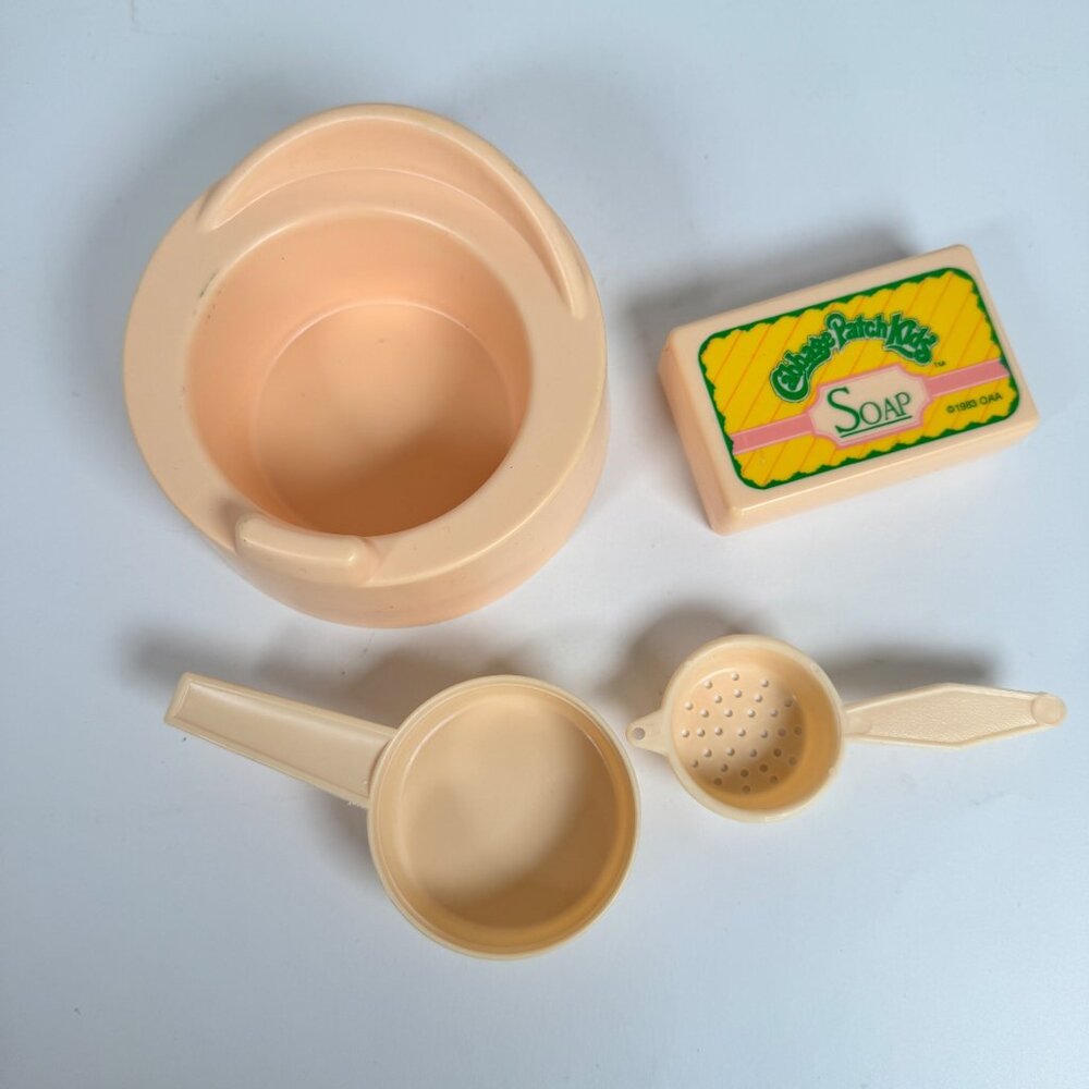Cabbage Patch Kids Bath Tub Soap & Wash Cups Accessory Set 1983 HG Toys‎ Vintage